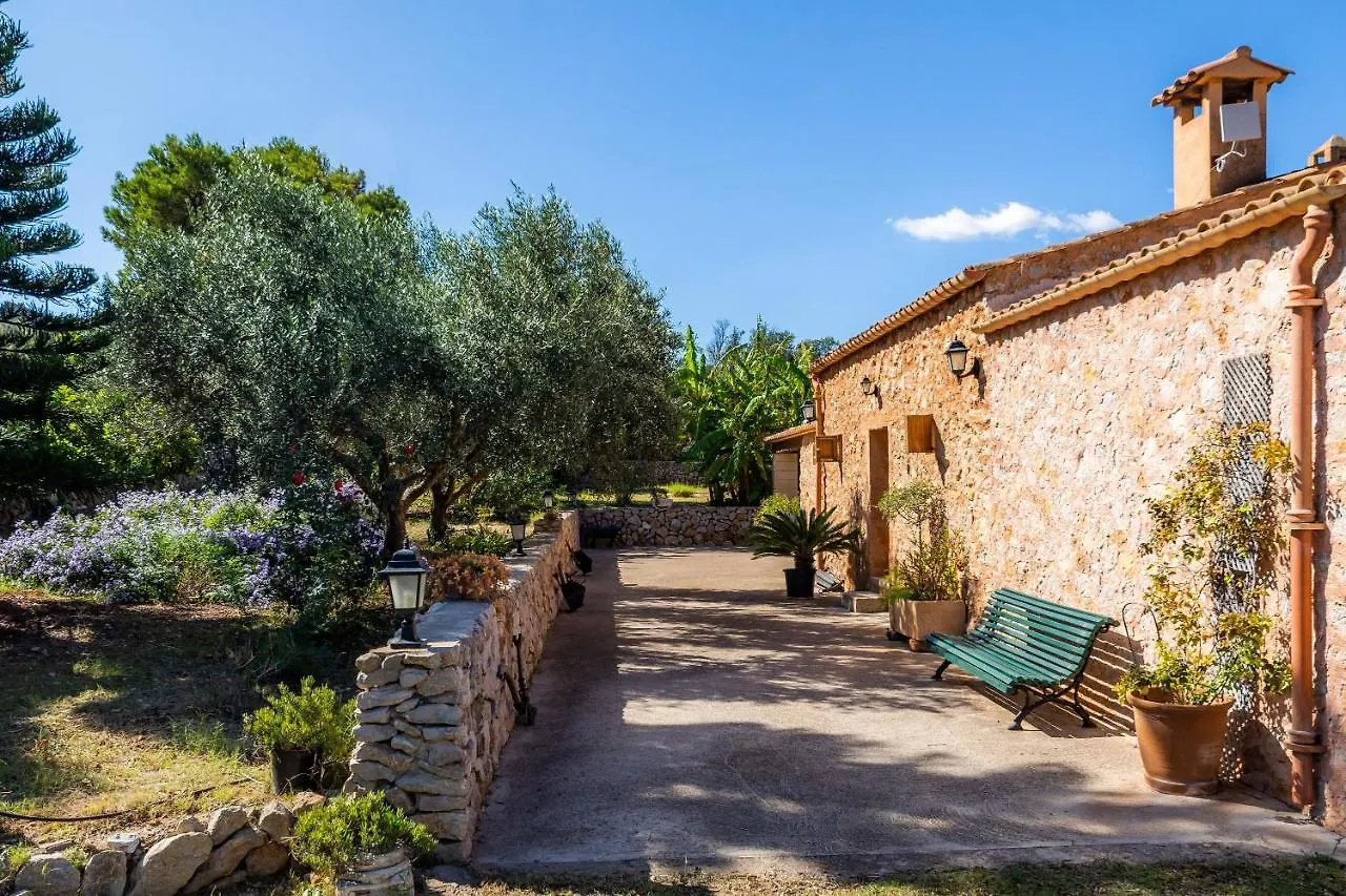 Finca Galardo contacts